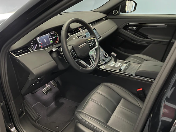 Vehicle image 5 Vehicle image 5