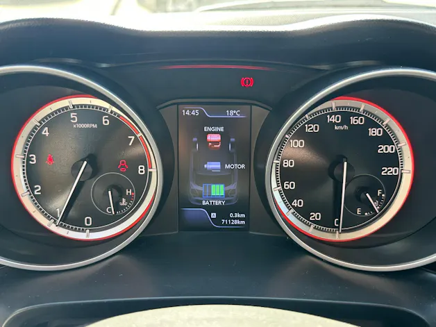Suzuki Swift 1.0 T Tradizio Top Hybrid