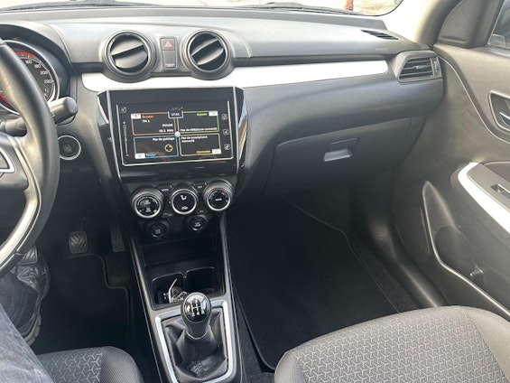 Vehicle image 7 Vehicle image 7