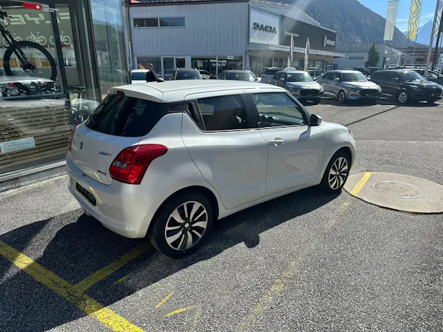 Suzuki Swift 1.0 T Tradizio Top Hybrid