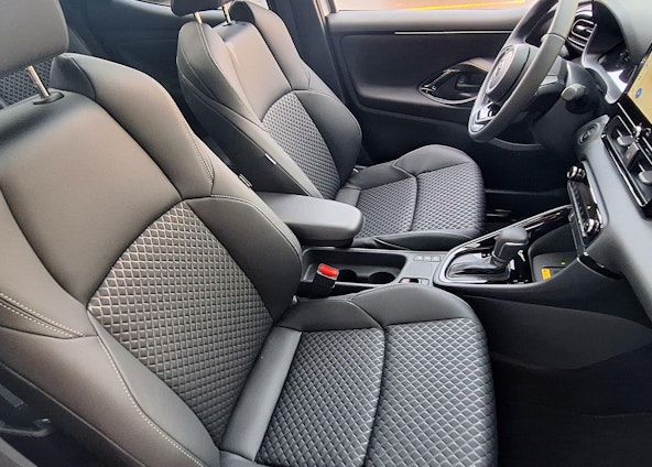 Vehicle image 6 Vehicle image 6