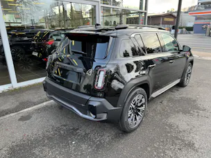 Renault R4 E-Tech Comfort Range iconic
