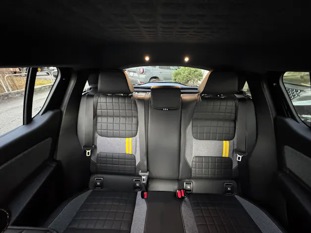 Renault R4 E-Tech Comfort Range iconic