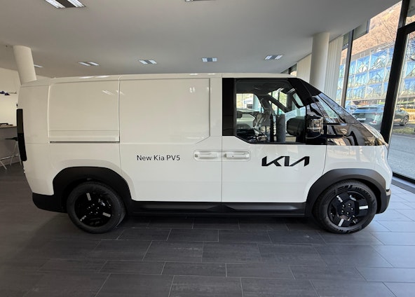 Vehicle image 2 Vehicle image 2