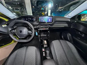 Peugeot 208 1.2 Hybrid Allure