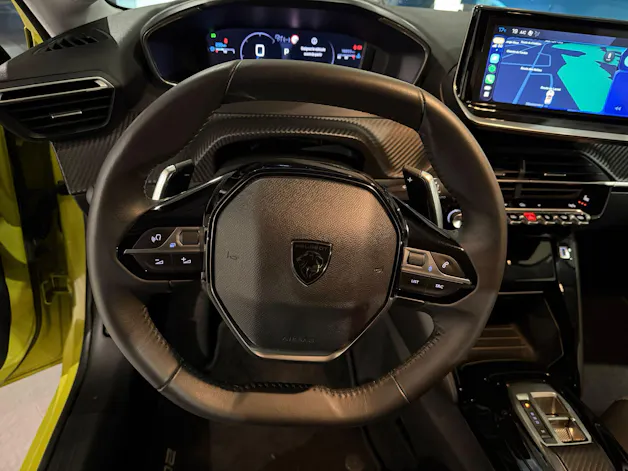 Peugeot 208 1.2 Hybrid Allure