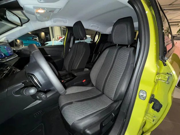 Peugeot 208 1.2 Hybrid Allure