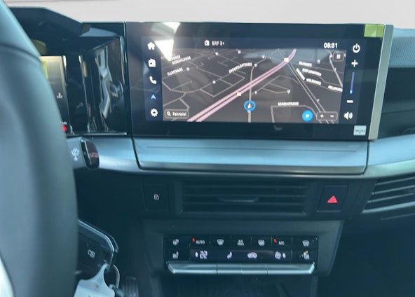 Vehicle image 11 Vehicle image 11