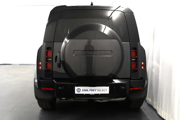 Land Rover Defender 110 3.0 D I6 300 X-Dynamic HSE