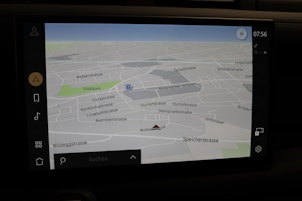 Vehicle image LAND ROVER Defender 110 3.0 D I6 300 X-Dynamic HSE