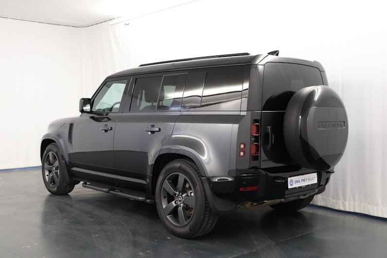 Vehicle image LAND ROVER DEFENDER