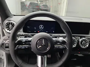 Mercedes-Benz A 200 AMG Line Night Star