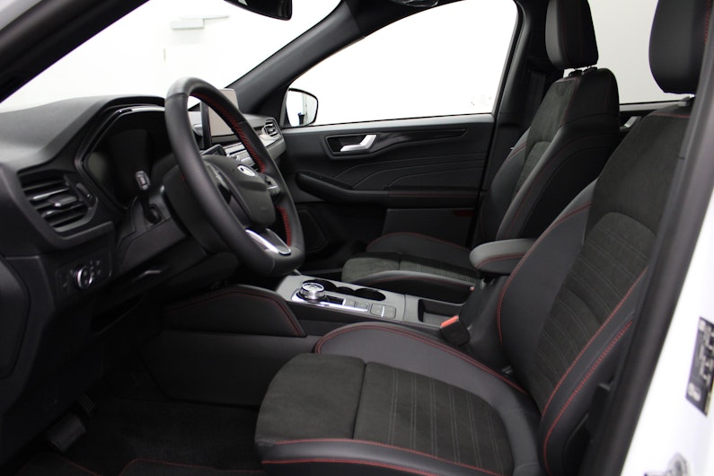 Vehicle image FORD KUGA