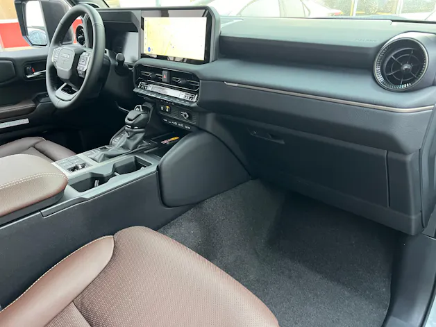 Toyota Land Cruiser 2.8 D 48V Invincible