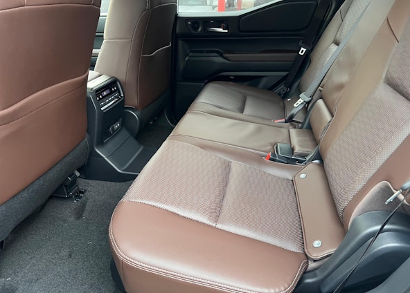 Vehicle image 11 Vehicle image 11