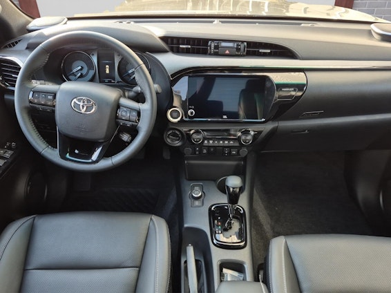 Vehicle image 6 Vehicle image 6