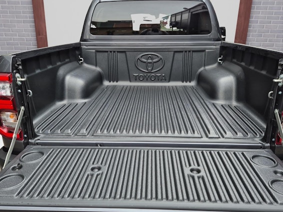 Vehicle image 10 Vehicle image 10