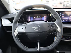 Opel Frontera 1.2 T HEV 145 GS