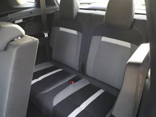 Opel Frontera 1.2 T HEV 145 GS