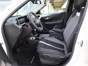 Opel Frontera 1.2 T HEV 145 GS