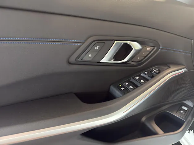 BMW 330i xDrive Touring M Sportpaket