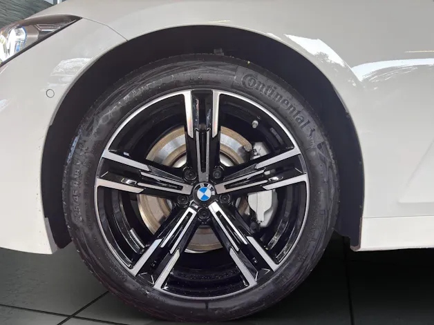 BMW 330i xDrive Touring M Sportpaket
