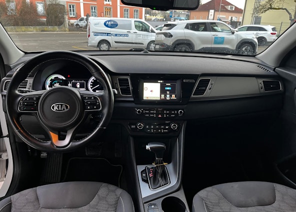 Vehicle image 5 Vehicle image 5