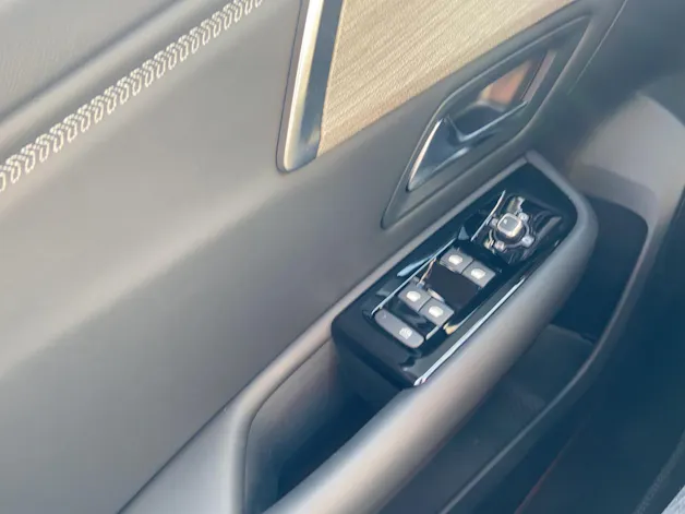 Citroën C5 X 1.6 PureTech Shine Pack