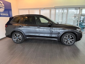 Vehicle image BMW X3 30e xDrive SAG