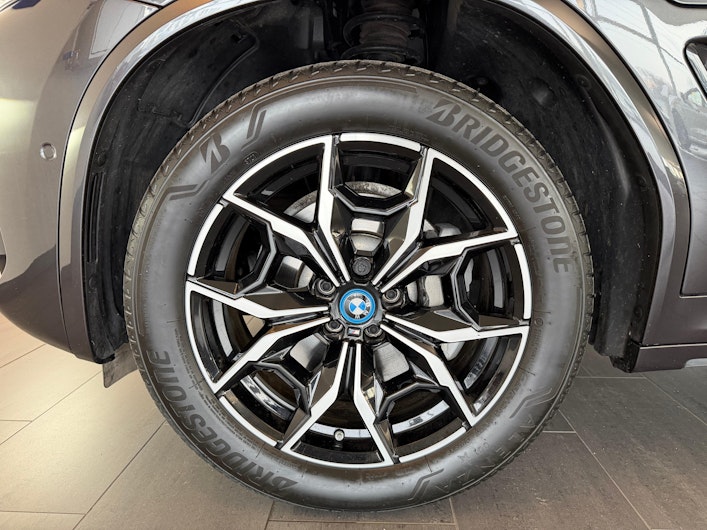 Vehicle image BMW X3