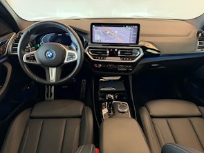 Vehicle image BMW X3 30e xDrive SAG