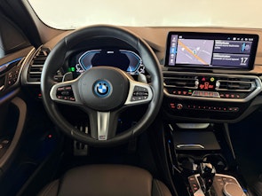 Vehicle image BMW X3 30e xDrive SAG