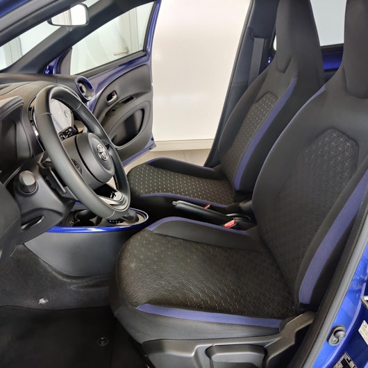 Vehicle image TOYOTA AYGO X