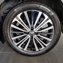 Vehicle image TOYOTA Aygo X 1.0 VVT-i Trend