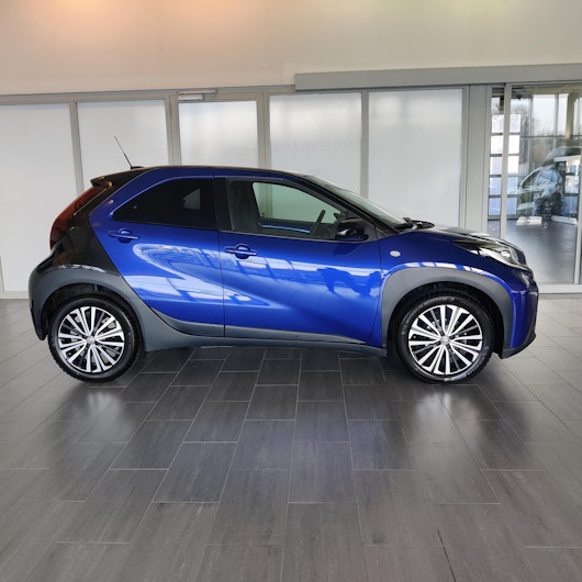 Vehicle image TOYOTA AYGO X