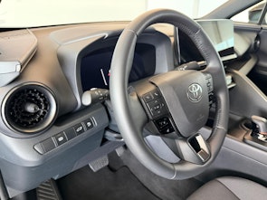 Vehicle image TOYOTA C-HR 2.0 PHEV Trend