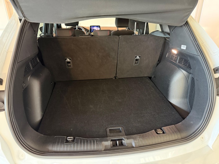 Vehicle image FORD KUGA