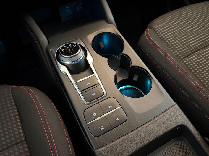 Vehicle image FORD KUGA