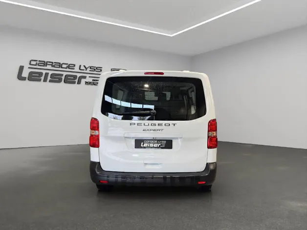 Peugeot Expert Kaw. Standard 2.0 BlueHDi 145 S/S