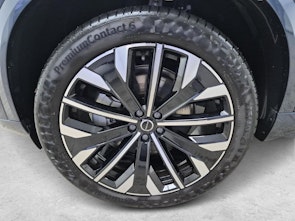 Vehicle image VOLVO XC90 2.0 B5 MH Plus Bright 7P. AWD / Jetzt mit attraktivem 1.9% Leasing!