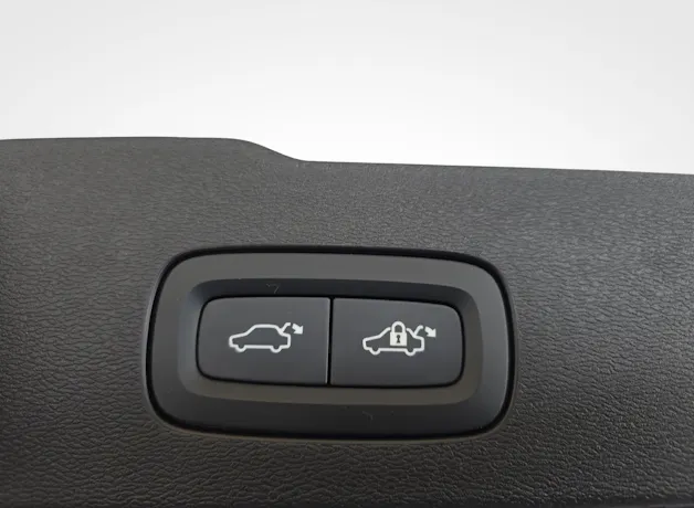 Volvo V60 2.0 T6 TE Plus Dark eAWD / Jetzt mit attraktivem 1.9% Leasing!