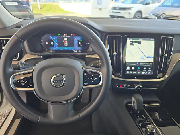 Volvo V60 2.0 T6 TE Plus Dark eAWD / Jetzt mit attraktivem 1.9% Leasing!