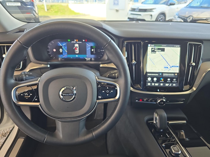 image du véhicule VOLVO V60