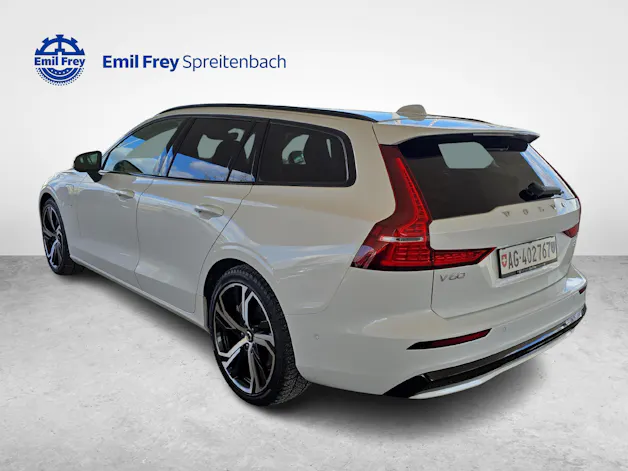 Volvo V60 2.0 T6 TE Plus Dark eAWD / Jetzt mit attraktivem 1.9% Leasing!