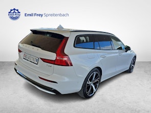 image du véhicule VOLVO V60 2.0 T6 TE Plus Dark eAWD / Jetzt mit attraktivem 0.9% Leasing!