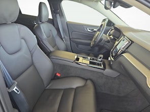 image du véhicule VOLVO V60 2.0 T6 TE Plus Dark eAWD / Jetzt mit attraktivem 0.9% Leasing!