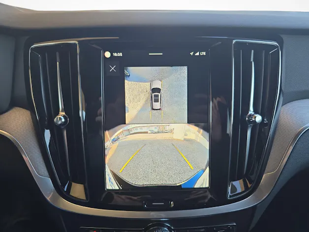 Volvo V60 2.0 T6 TE Plus Dark eAWD / Jetzt mit attraktivem 1.9% Leasing!