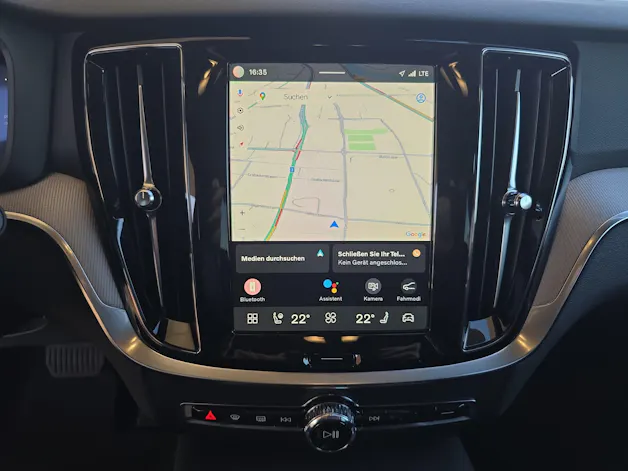 Volvo V60 2.0 T6 TE Plus Dark eAWD / Jetzt mit attraktivem 1.9% Leasing!