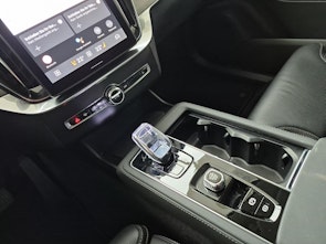 Vehicle image VOLVO XC90 2.0 B5 MH Plus Bright 7P. AWD / Jetzt mit attraktivem 1.9% Leasing!