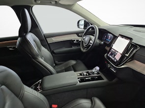 Vehicle image VOLVO XC90 2.0 B5 MH Plus Bright 7P. AWD / Jetzt mit attraktivem 1.9% Leasing!